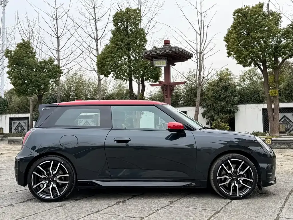MINI Cooper EV 2024 из CN, фото 10