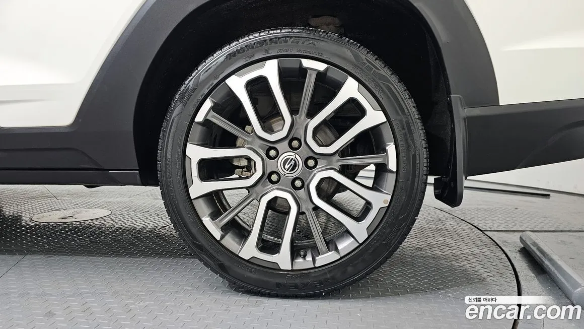KG Mobility (Ssangyong) Torres 2023 из KR, фото 7