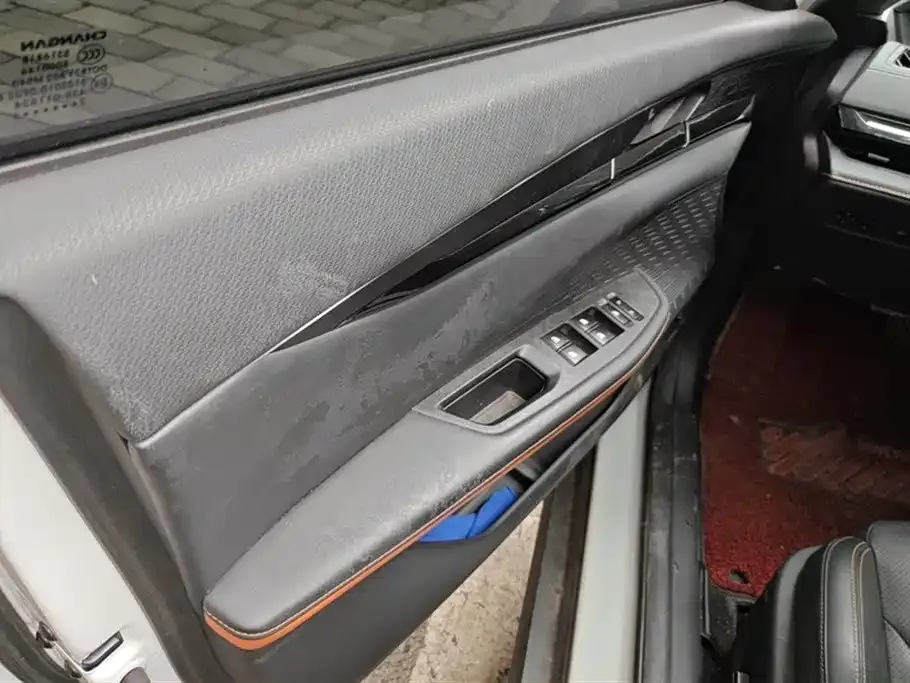Changan UNI-V 2023 из CN, фото 4
