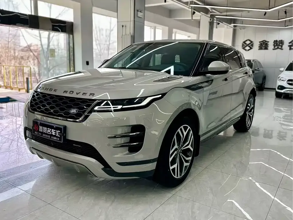 Land Rover Evoque — фото 1