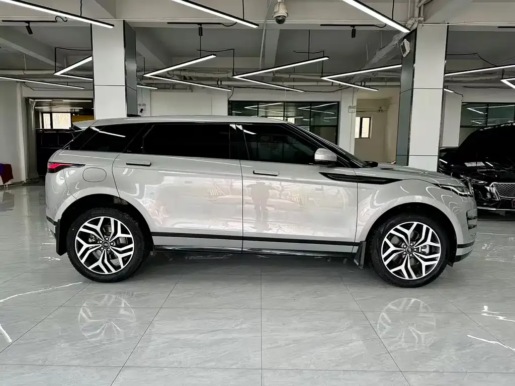 Land Rover Evoque — фото 9