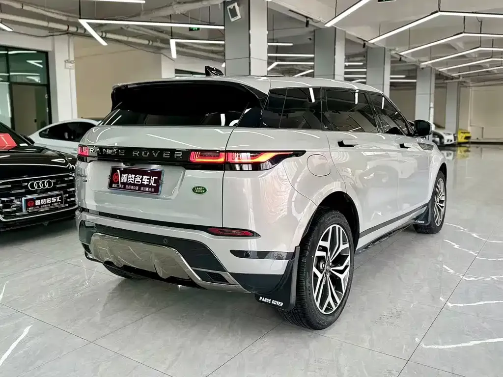 Land Rover Evoque — фото 10