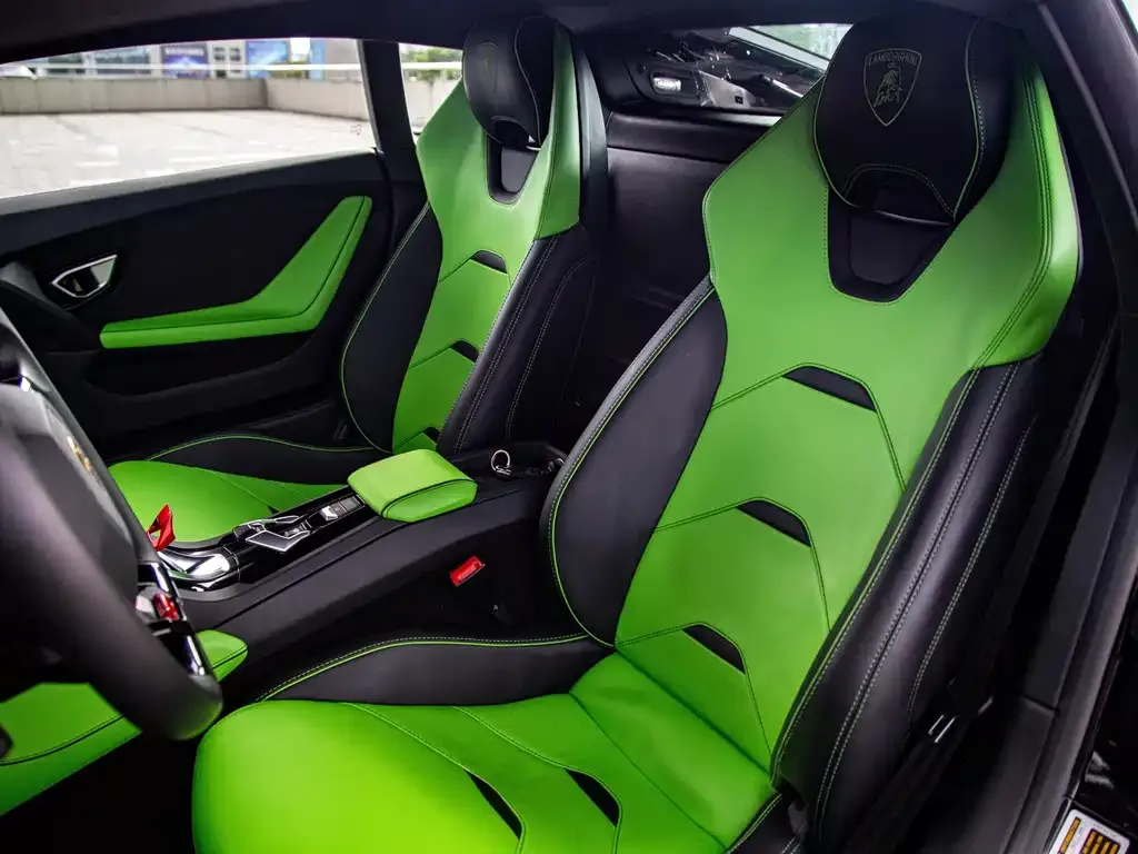 Lamborghini Huracan 2023 из CN, фото 2