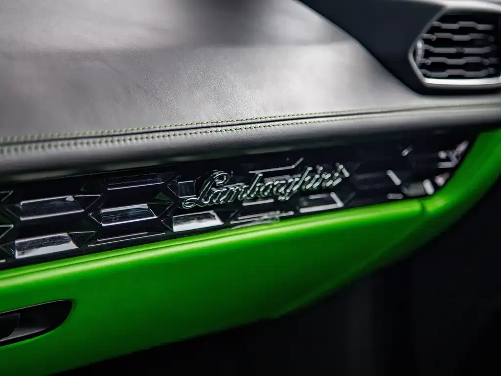 Lamborghini Huracan 2023 из CN, фото 4