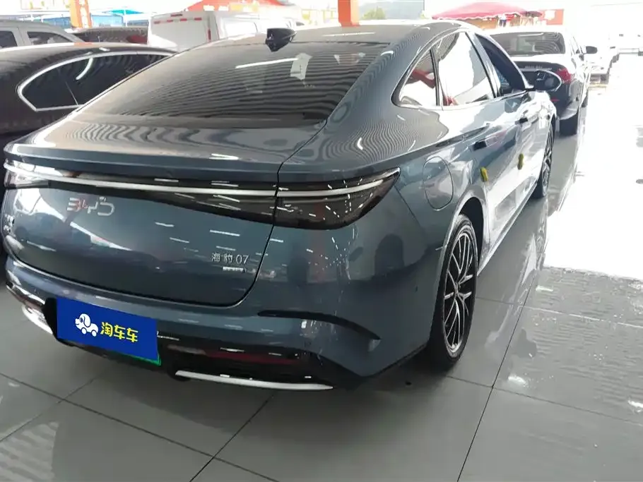 BYD Seal 07 DM-i 2025 из CN, фото 10