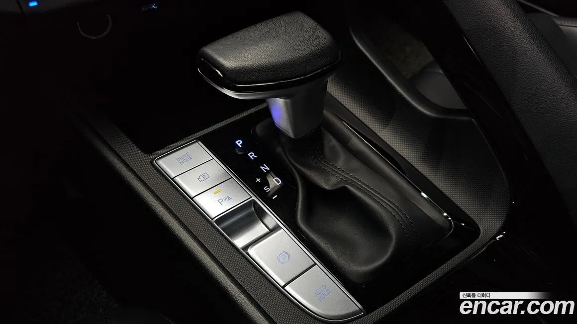Hyundai AVANTE — фото 6