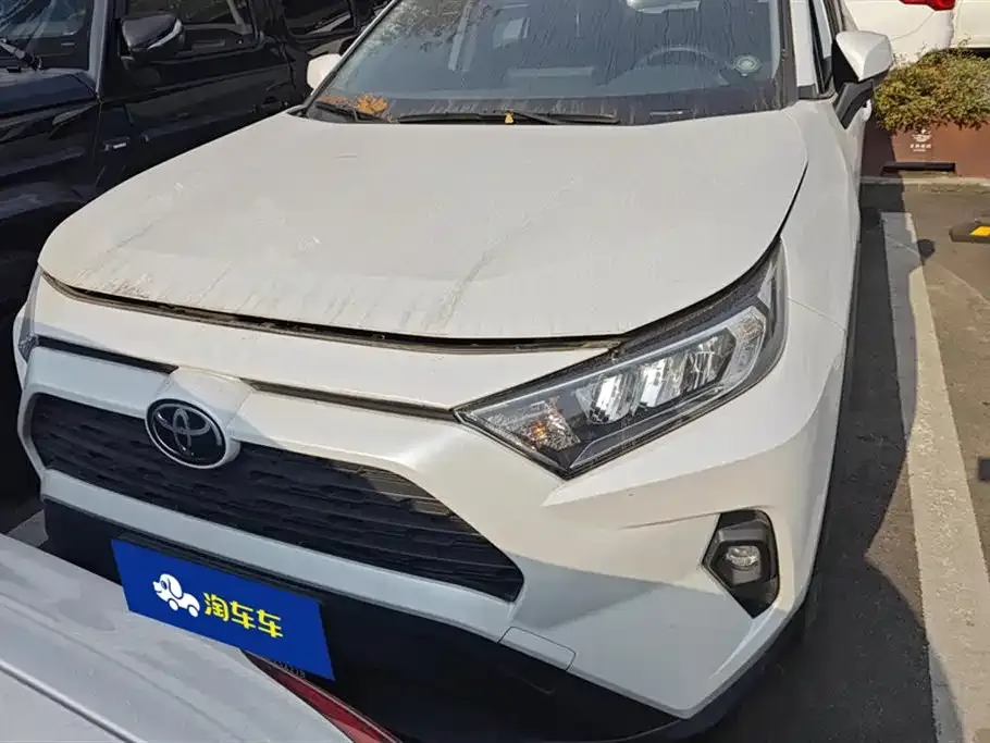Toyota RAV4 2023 из CN, фото 5