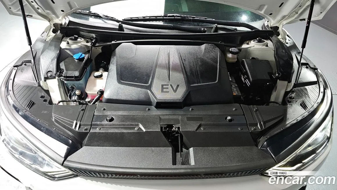 Kia EV6 — фото 9