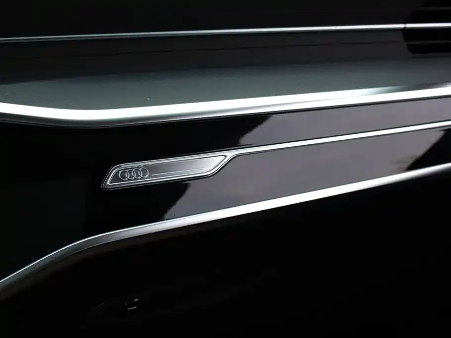 Audi A7L 2024 из CN, фото 2