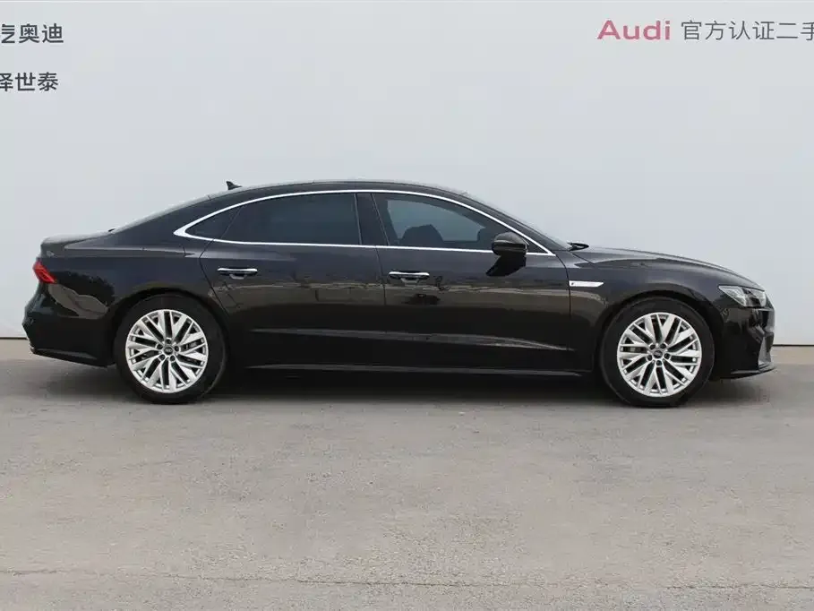 Audi A7L 2024 из CN, фото 3