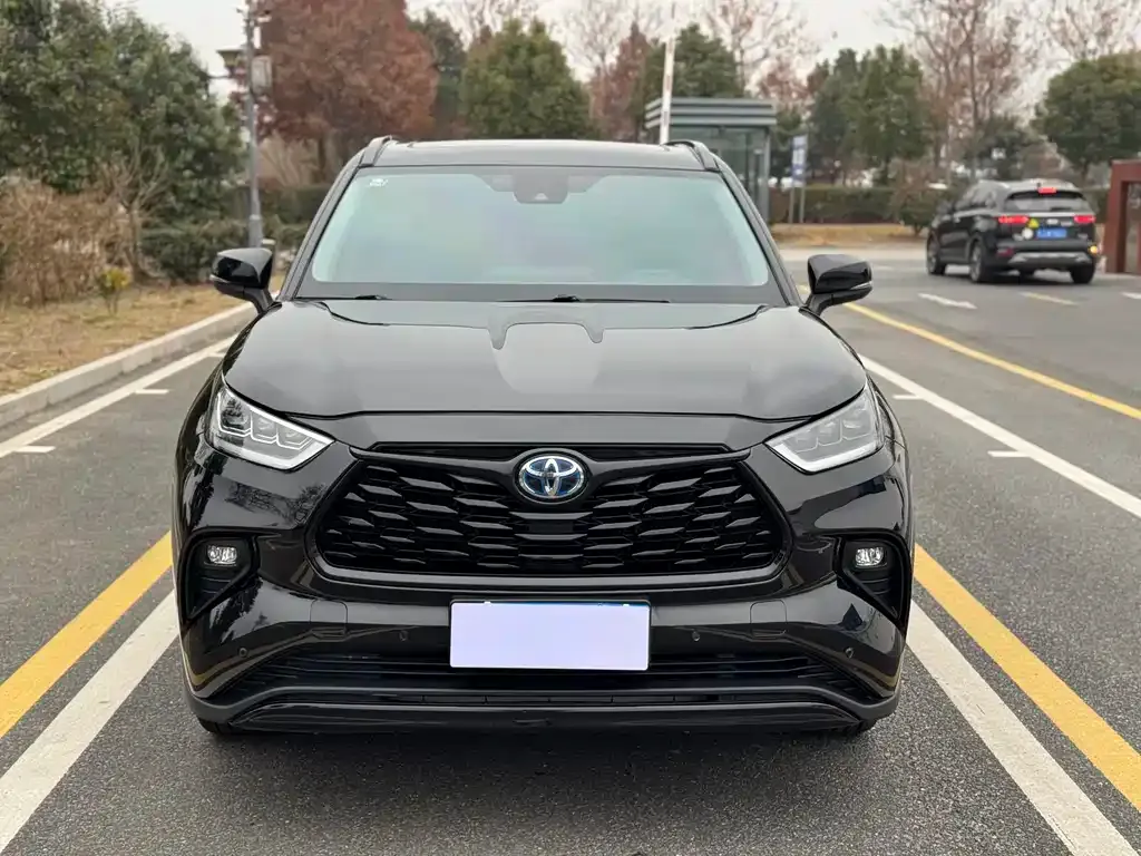 Toyota Highlander 2023 из CN, фото 7