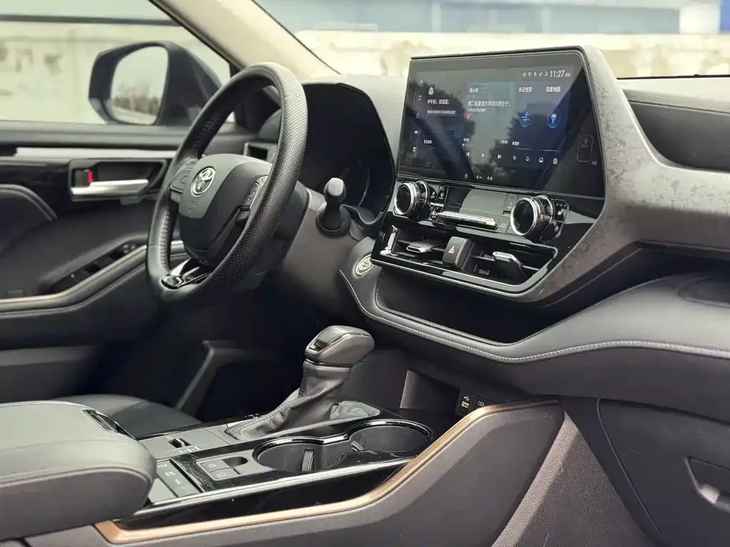 Toyota Highlander 2023 из CN, фото 3