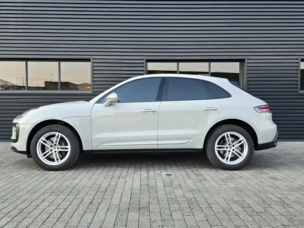 Porsche Macan 2024 из CN, фото 5
