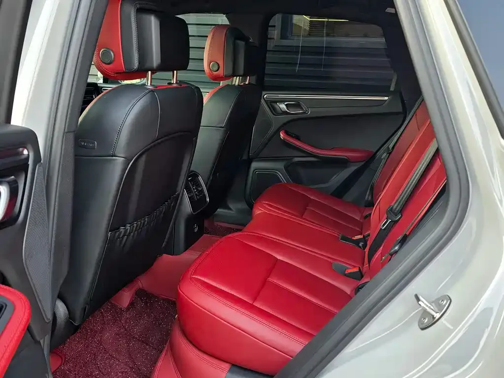 Porsche Macan 2024 из CN, фото 8