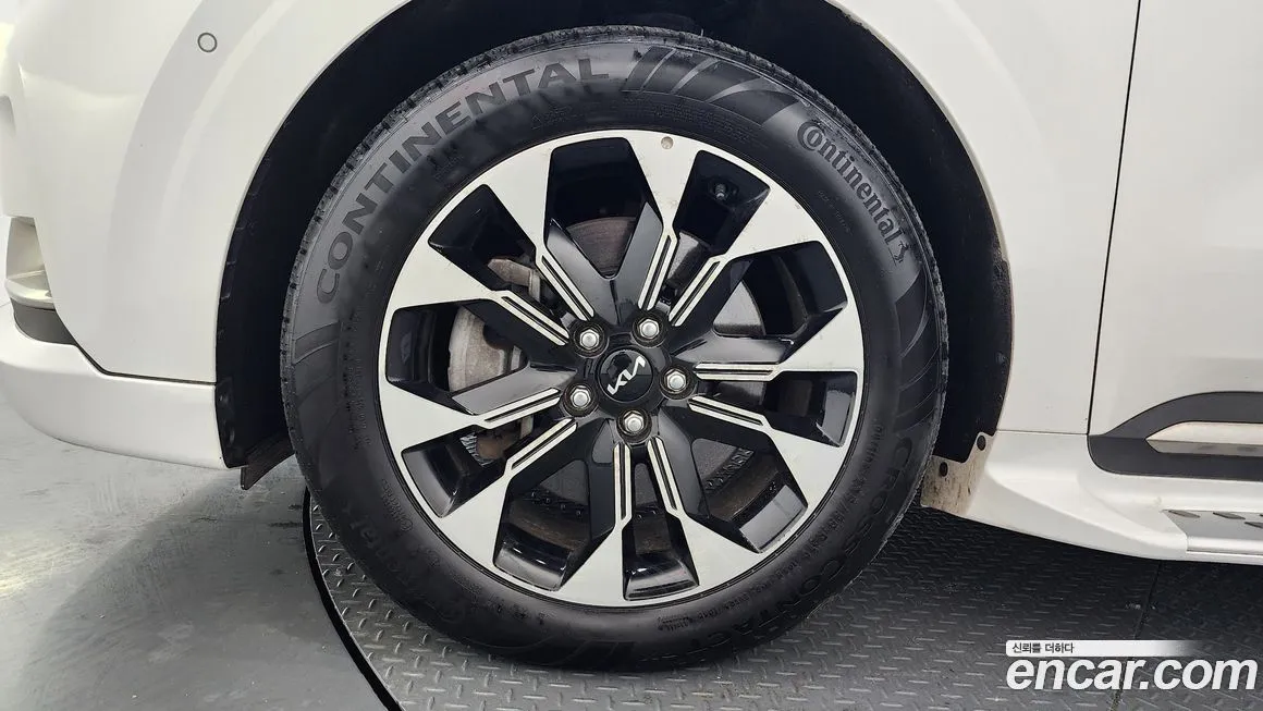 Kia Carnival 2022 из KR, фото 2