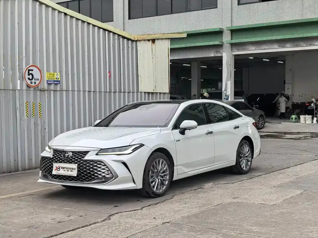 Toyota Avalon 2025 из CN, фото 1