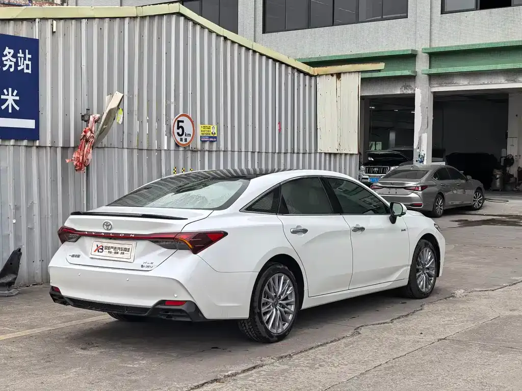Toyota Avalon 2025 из CN, фото 4