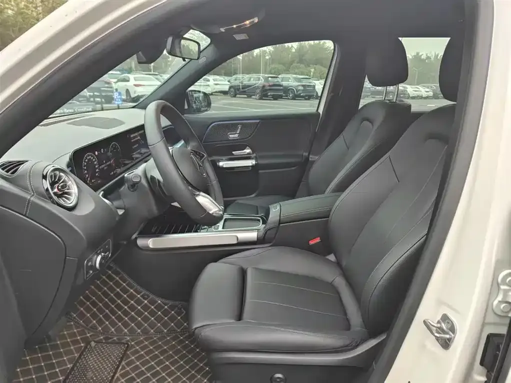 Mercedes-Benz GLB 2025 из CN, фото 5