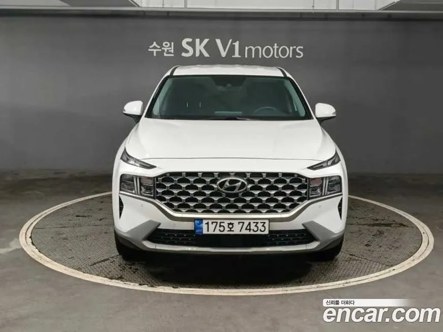 Hyundai Santafe — фото 1