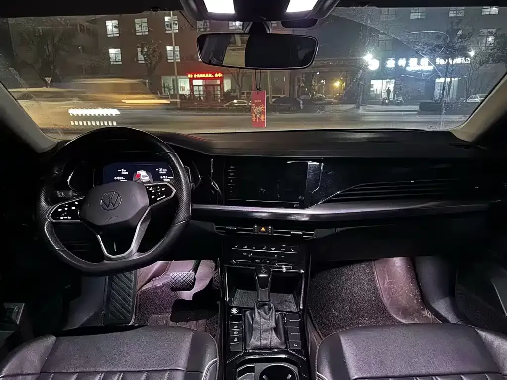 Volkswagen Passat 2022 из CN, фото 4