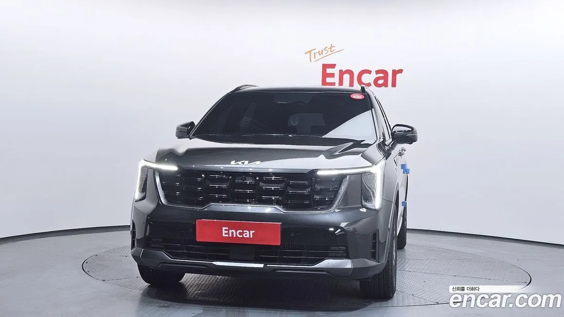 Kia Sorento — фото 6