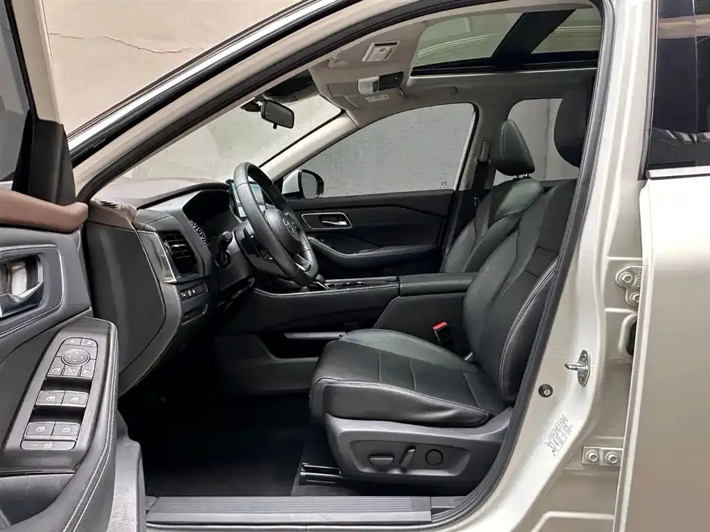 Nissan X-Trail 2022 из CN, фото 8