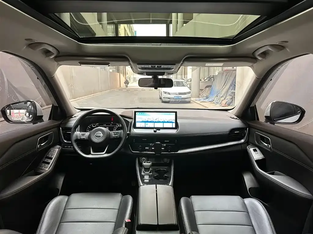 Nissan X-Trail 2022 из CN, фото 2