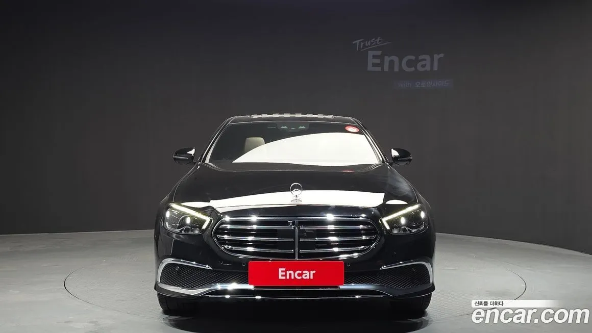Mercedes-Benz E-Class 2022 из KR, фото 2