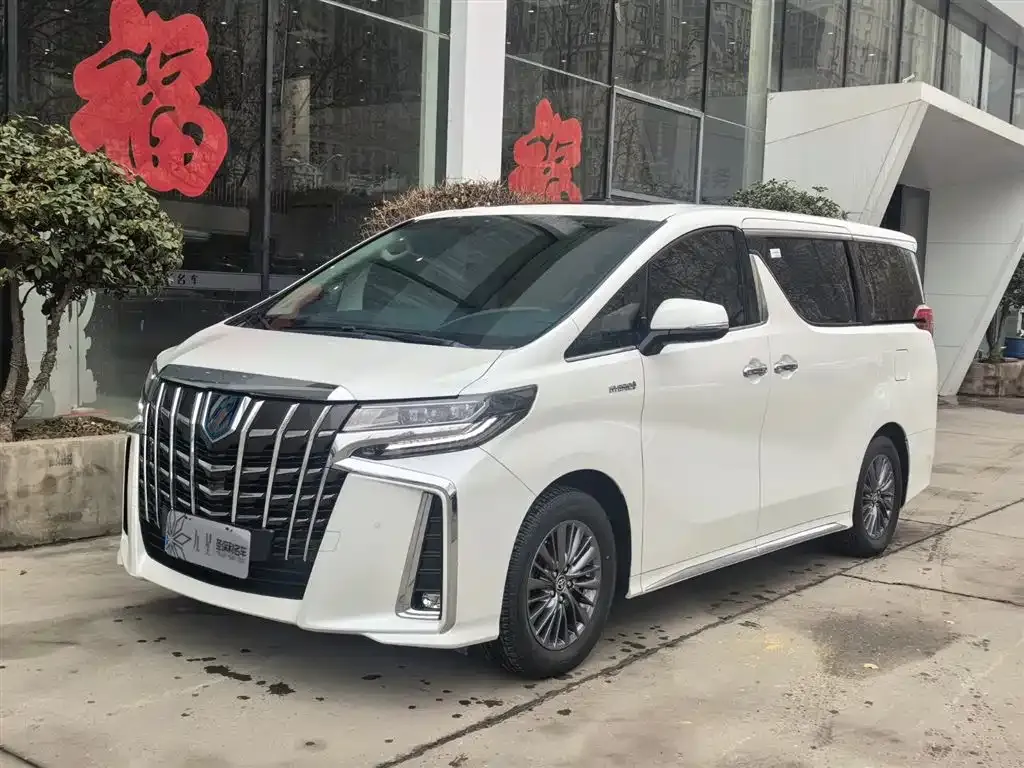 Toyota Alphard 2022 из CN, фото 1
