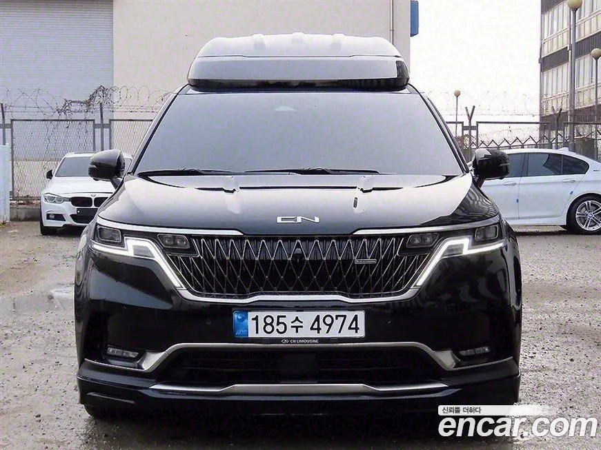 Kia Carnival — фото 1