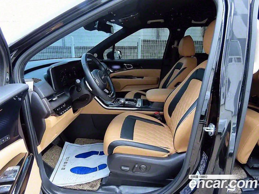 Kia Carnival — фото 4