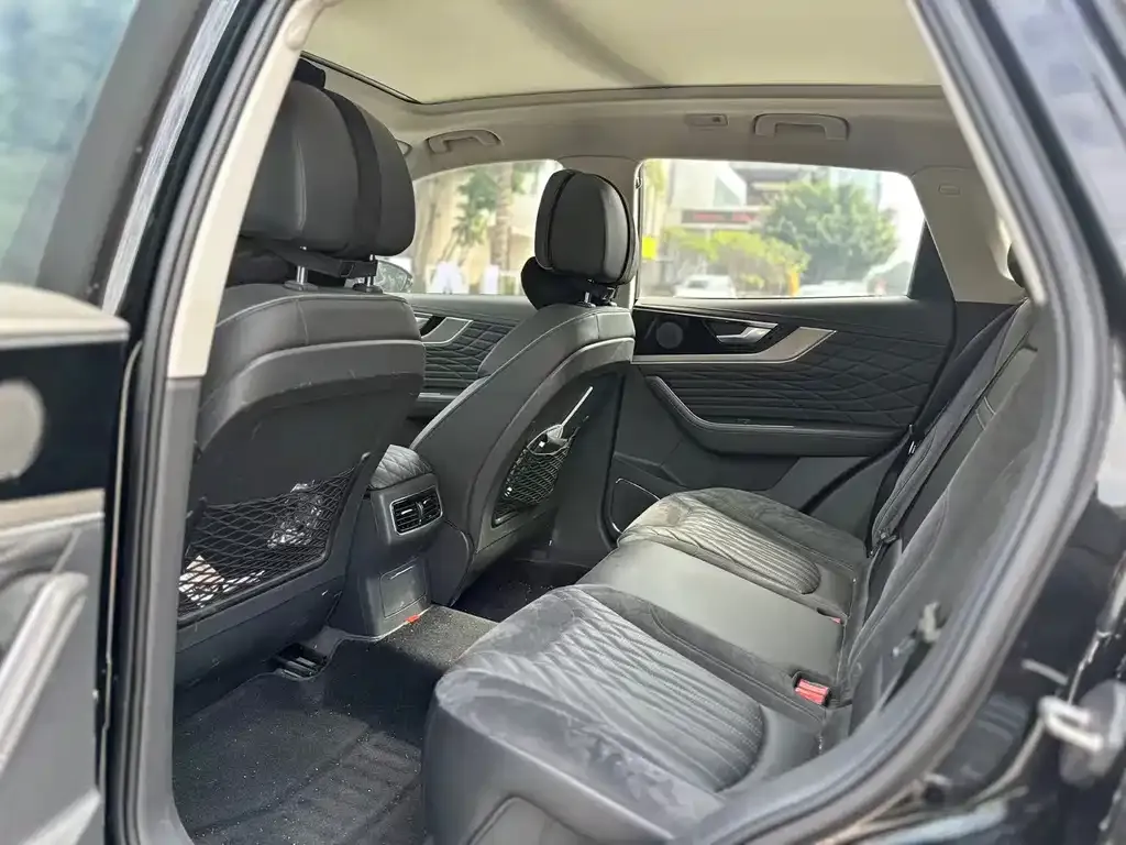Hongqi HS5 2021 из CN, фото 2