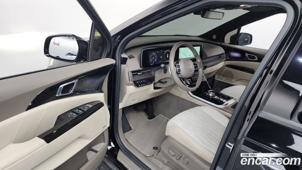 Kia Carnival — фото 10