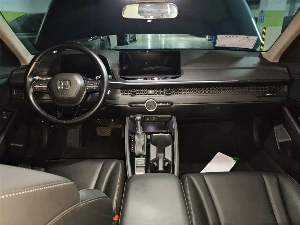 Honda Accord — фото 6