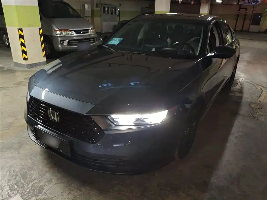 Honda Accord — фото 4