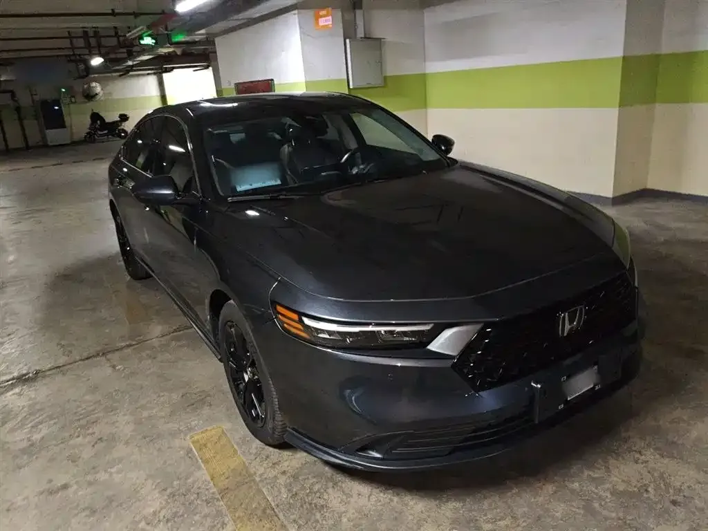 Honda Accord — фото 7