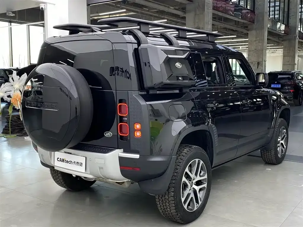 Land Rover Defender 2024 из CN, фото 10