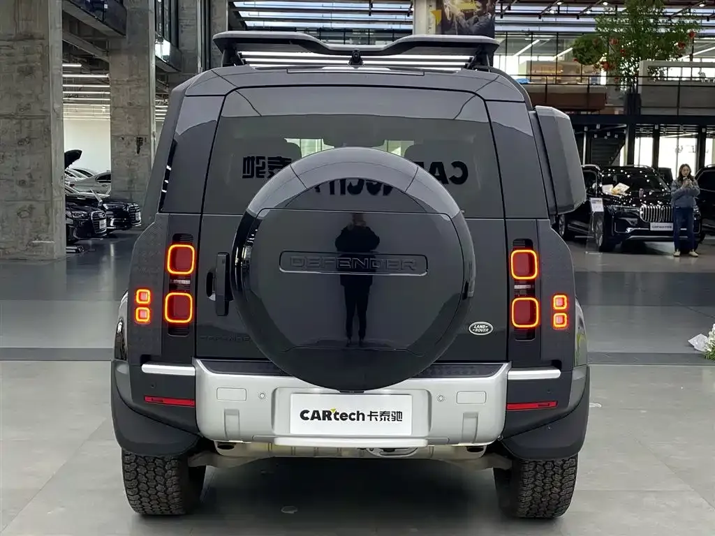 Land Rover Defender 2024 из CN, фото 8