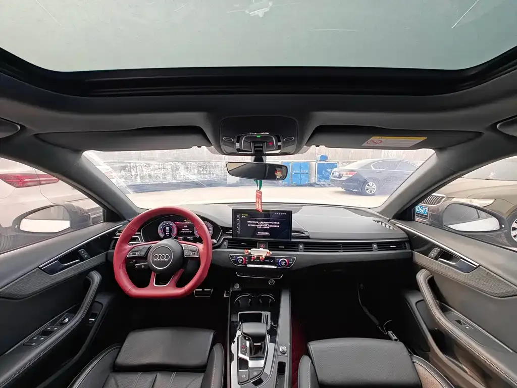Audi A4L 2023 из CN, фото 5