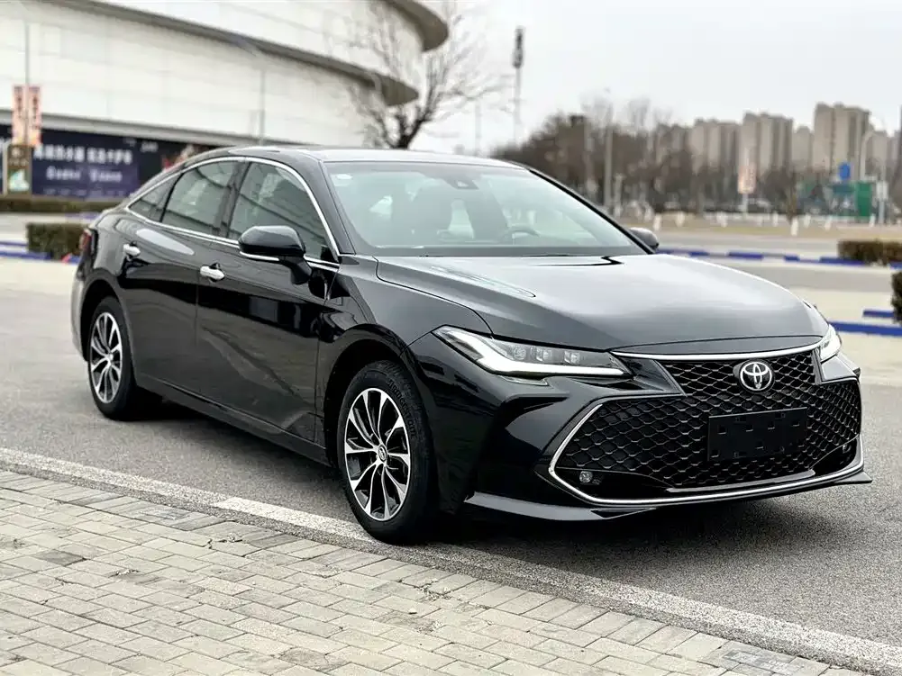 Toyota Avalon 2024 из CN, фото 1