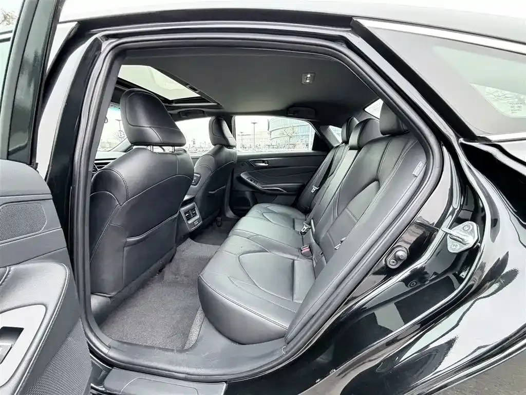 Toyota Avalon 2024 из CN, фото 7
