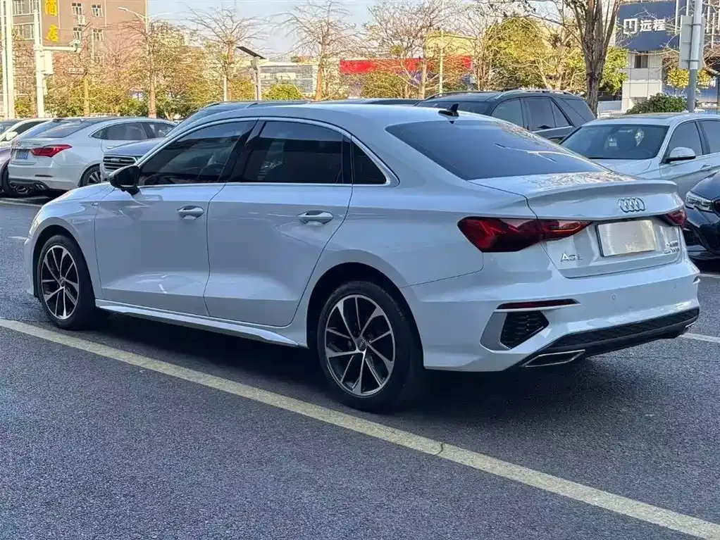 Audi A3 2022 из CN, фото 7