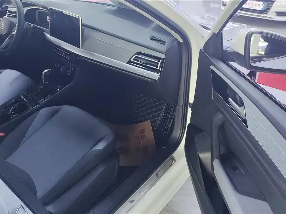 Volkswagen Lavida 2024 из CN, фото 3