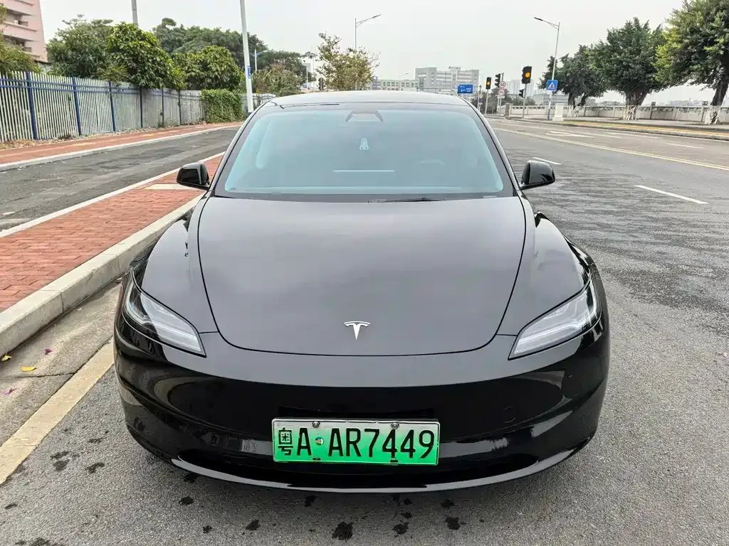Tesla Model 3 2023 из CN, фото 7