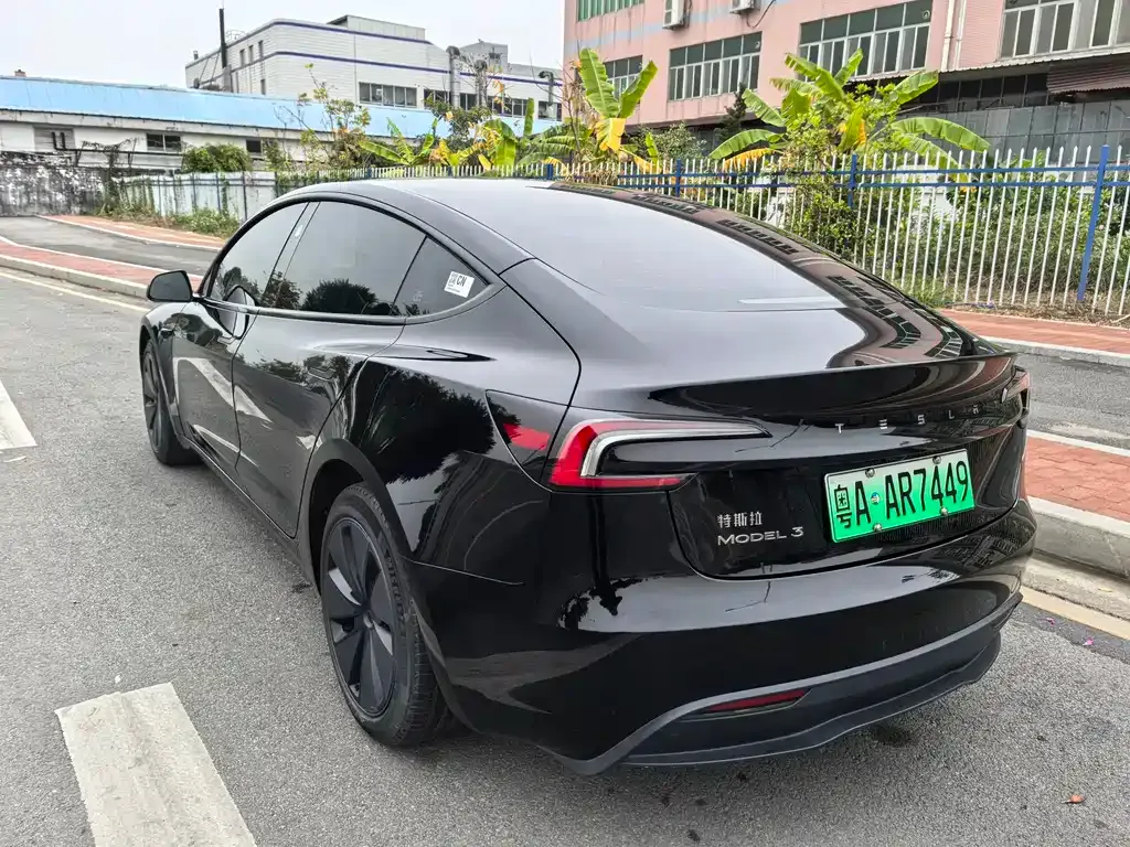 Tesla Model 3 2023 из CN, фото 5