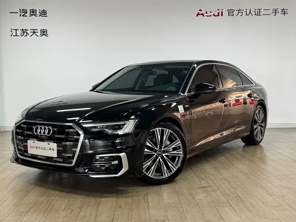 Audi A6L — фото 1