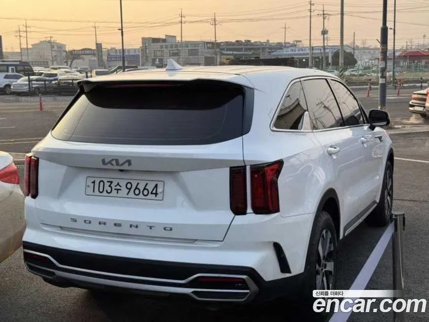 Kia Sorento — фото 4