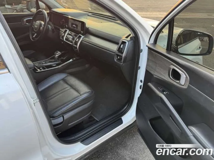 Kia Sorento — фото 5