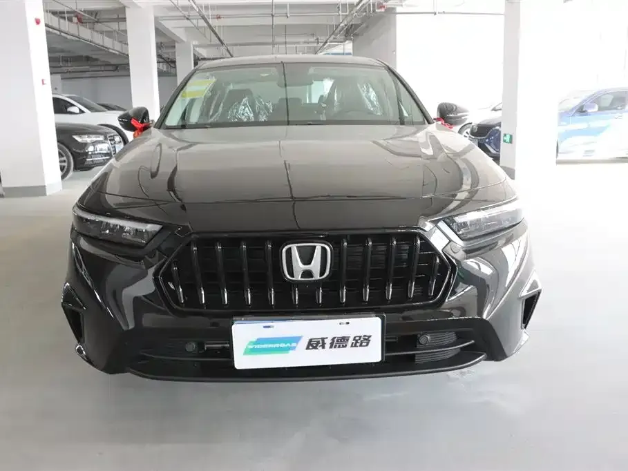 Honda Inspire — фото 10