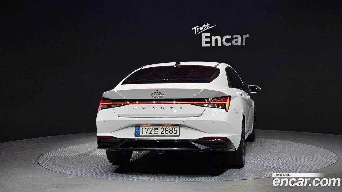 Hyundai AVANTE — фото 3